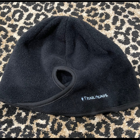 trailheads fleece ponytail cap